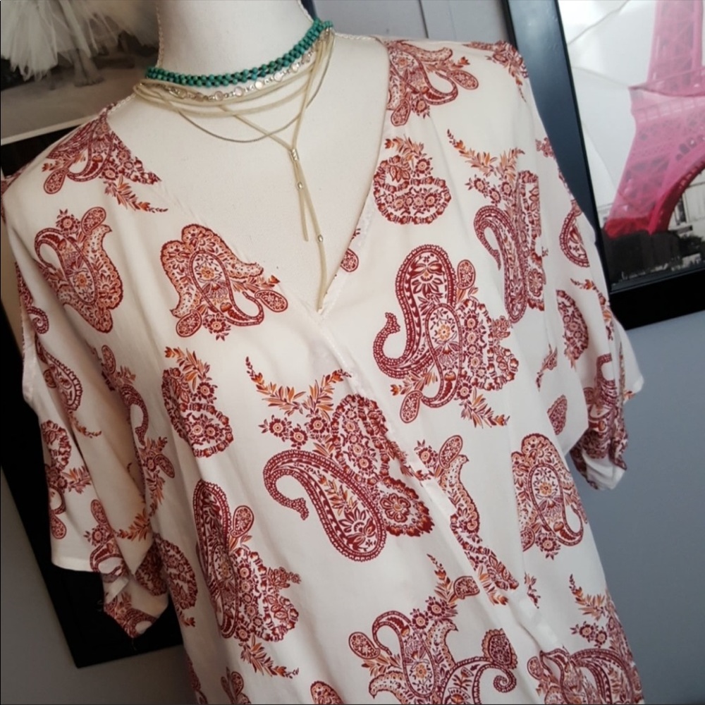 Leo and Nicole Blouse